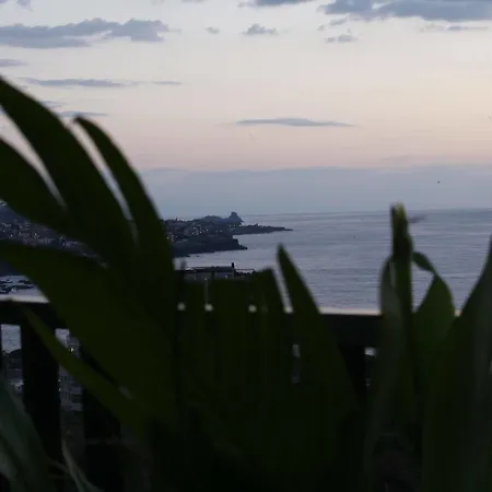 Lognina Lungomare 3* Катанія